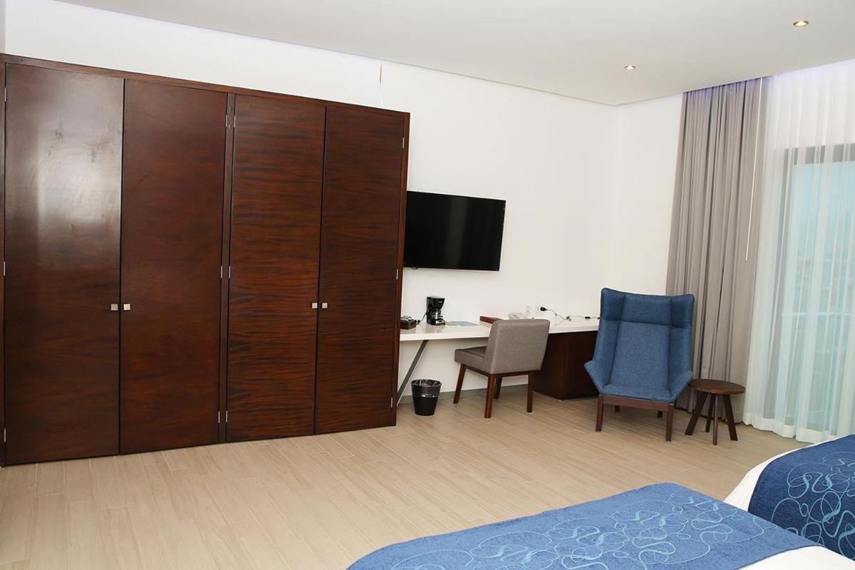 Hotel Marea Vista إنسينادا المظهر الخارجي الصورة