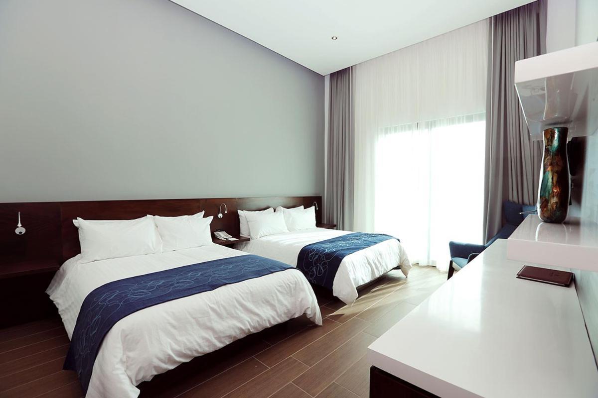 Hotel Marea Vista إنسينادا المظهر الخارجي الصورة